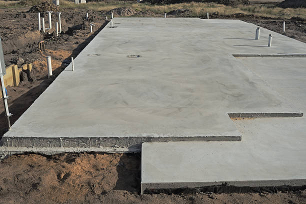 Best Concrete Walkway Installation  in August, CA
